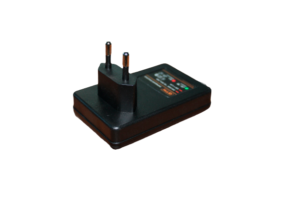 Зарядний пристрій для акумуляторів 12 В 25Вт GTM Ch12V/1,5А Ch12V/1,5А фото