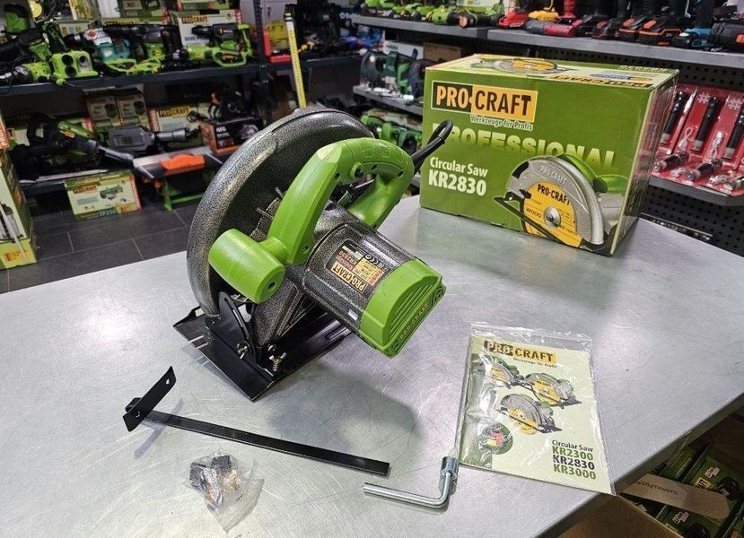 Циркулярна пила PRO-CRAFT KR235/2830 &mdash; 2830 Вт, диск 235 мм, електрична, для дерева, точний косий різ ПК002830 фото